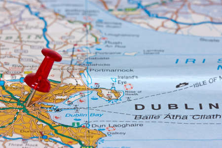 Pushpin pointing location of Dublin on the mapの写真素材