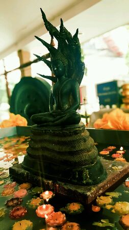 Buddha statueの素材