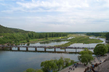 river cross mountainsのeditorial素材