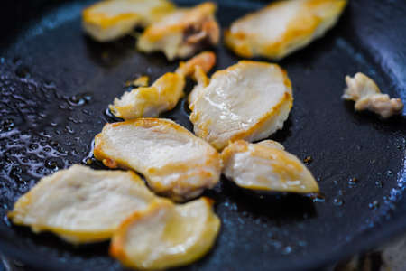 Close up photography of roasted meat slicesの写真素材