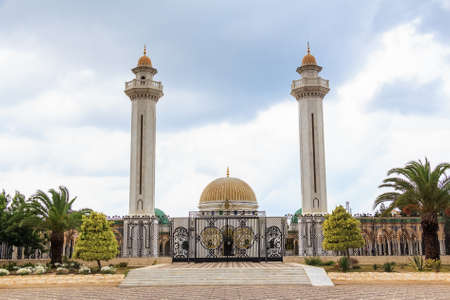 Scenic view of Habib Bourguiba Mausoleum in Monastir, Tunisiaの写真素材
