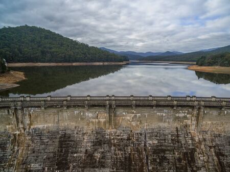 Aerial view of Maroondah Reservoir Park lake and dam wall. Melbourne, Victoria, Australia.の写真素材