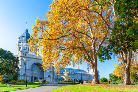 Royal Exhibition Building in Autumn. Melbourne, Australiaの写真素材