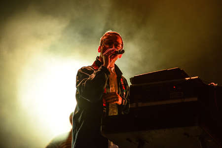 BARCELONA - MAY 25, 2013 - British electronic music band Hot Chip performs at Primavera Sound 2013 Festival on May 25, 2013 in Barcelona, Spain.のeditorial素材