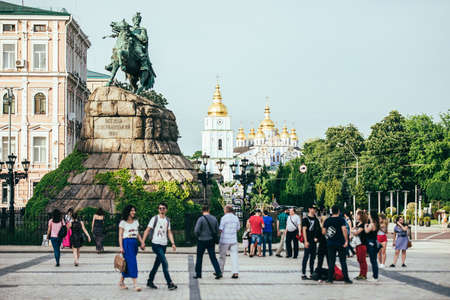 KIEV, UKRAINE - MAY 25, 2015: Sophievskaya Square with historic monument of famous Ukrainian Hetman Bogdan Khmelnitsky and Mikhailovsky monasteryのeditorial素材