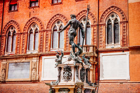 View of the monument in piazza Maggiore in the old city of Bologna, Emilia Romagna region, Italy.のeditorial素材