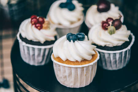 Cupcakes with fresh berriesの写真素材