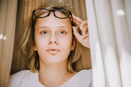 Portrain of a beautyful dreamy teenage girl