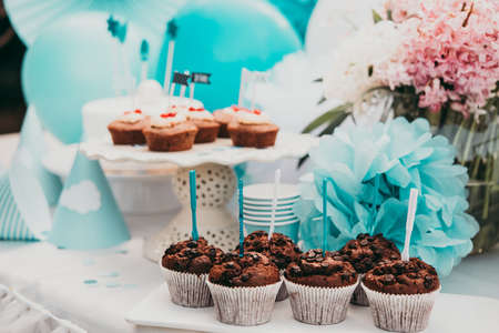 Kids birthday party table decorationの写真素材