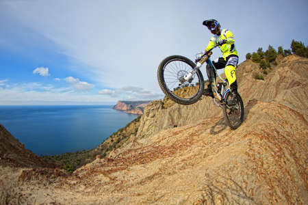 SEVASTOPOL, UKRAINE - FEBRUARY 13: Unknown racer on the competition of the mountain bike "FRaction ride 2013" on February 13, 2013 in Sevastopol, Ukraineのeditorial素材