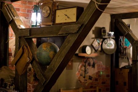 View of an attic filled with old objects stored there.の写真素材