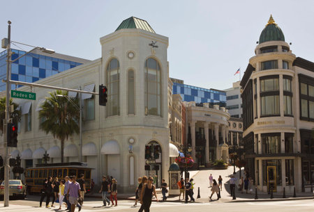 BEVERLY HILLS, USA - AUGUST 17 2013: Beverly Hills city centre in Rodeo drive roadのeditorial素材