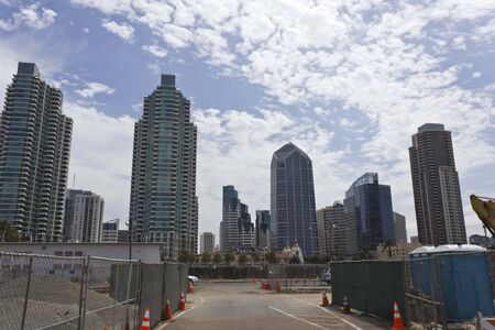 SAN DIEGO, USA - AUGUST 19 2013: San Diego downtown skyscraper buildings and the street, in front of the Marina, Harbour driveのeditorial素材