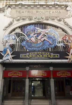 LISBON, PORTUGAL - OCTOBER 23 2014: Politeama theater in Lisbon, main facade with the billboard of the show Portugal a Gargalhadaのeditorial素材