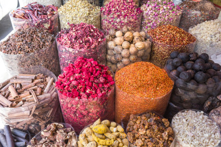DUBAI, UAE - DECEMBER 26 2017: Dubai spices souq, spices varietyのeditorial素材