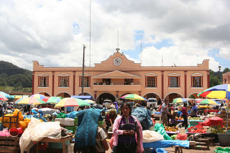 market in San Juan Chamula, Chiapas, Mexicoのeditorial素材