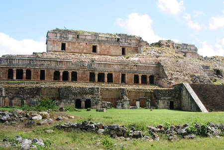  royal palace ruins  Ruta Puuc, Yucatanの写真素材