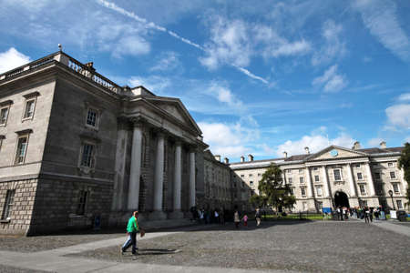 Courtyard Trinity College, Dublin University in downtownのeditorial素材