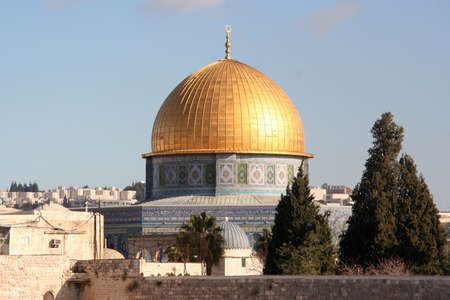 the most famous blue mosque with golden dome in Jerusalem downtown, Israelの写真素材