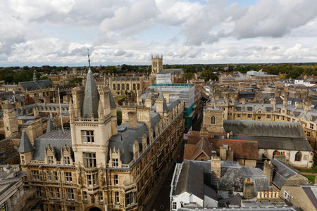 A view of the Cambridge city in the UK from a nearby towerのeditorial素材