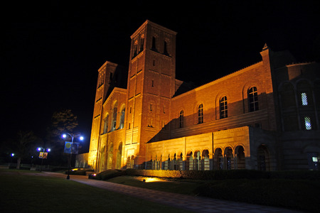 Building at UCLA College campus at nightのeditorial素材
