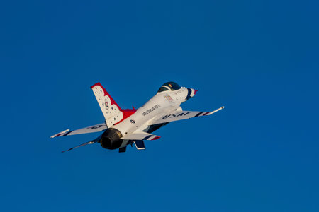 Jet fighter Air Force Thunderbirds F-16 airplane