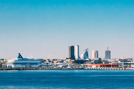 TALLINN, ESTONIA - JULY 26, 2014: Skyline Of Tallinn And Harbour, Coast With Blue Clear Sky At Sunrise, Estonia. View From Sea, Gulf Of Finlandのeditorial素材