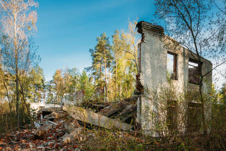 Facade of Old Abandoned Broken Ruined Buildingの写真素材