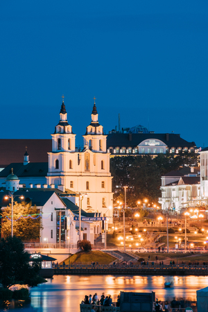 Minsk, Belarus - September 3, 2016: Famous Landmark At Summer Evening Or In  Night Lights Illumination.  Cathedral Of Holy Spirit At Blue Hour. View From City River's Embankment.のeditorial素材