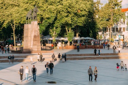 Vilnius, Lithuania. People Walking Near Monument To Gediminas Is Grand Dukeのeditorial素材