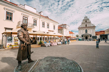 Minsk, Belarus - September 3, 2016: Statue of the Mayor with the key and a royal charter in the hands symbolizing the acceptance of the status of the city of Minsk in Magdeburg Lawのeditorial素材