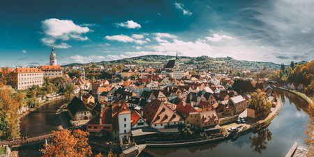 Panorama Of Cesky Krumlov Cityscape, Czech Republic. Sunny Autumの写真素材