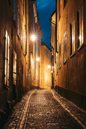 Stockholm, Sweden. Night View Of Traditional Stockholm Street. Residential Area, Cozy Street In Downtown. Baggensgatan Street In Historical District Gamla Stan.の写真素材