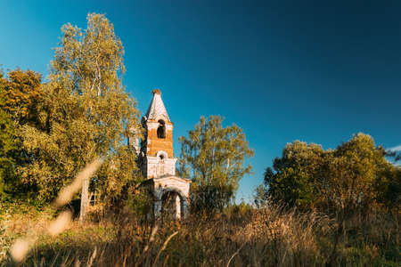 Martinovo, Beshenkovichsky District, Vitebsk Region, Belarus. Old Ruins Of Church Of The Intercession Of The Most Holy Theotokos. Ruins Of Old Cultural And Architectural Monumentの写真素材