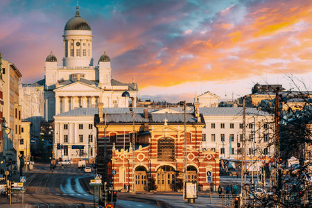 Finland, Helsinki. View Of Helsinki Cathedral And Old Market Hall Vanha Kauppahalli In Sunny Day. Famous Dome Landmark In Neoclassical Styleの写真素材