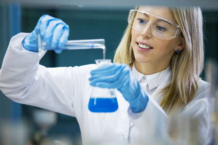 Female scientist working in the labの写真素材