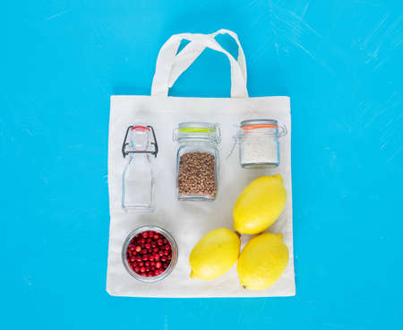 Cotton bag and glass kit for zero waste shopping. Zero waste concept.の写真素材