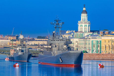 Panorama of Saint-Petersburg. View of St. Petersburg. Vasilievsky Island. The Palace Bridge. Dawn over St. Petersburg. Panorama of Russia. Cities of Russia.のeditorial素材