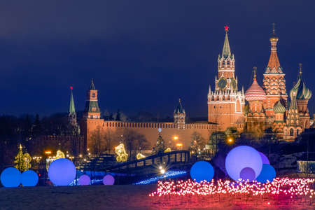 Moscow. Russia. View of the Kremlin from Zaryadye Park. Scenery in front the Kremlin. Christmas decoration park charge. St. Basil's Cathedral on a winter night. New Year celebration in Russia. Ballsの写真素材