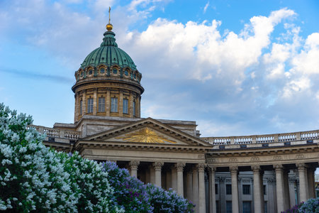 Cathedrals of Saint Petersburg. Museums of Russia. Kazan Cathedral in Saint Petersburg. Architecture of Russian cities. Architectural landmarks of Saint Petersburg. Kazan Cathedral on a sunny dayのeditorial素材