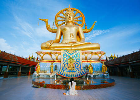 Wat phra yai, the big buddha temple at Koh Samui, Thailandの写真素材