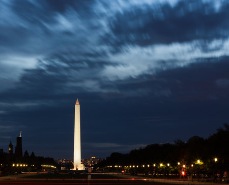 The Washington Monument on the National Mall in Washington DCのeditorial素材