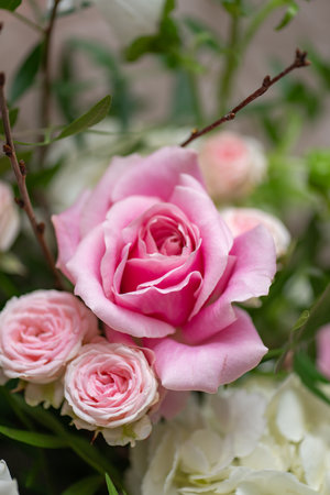 Beautiful Bouquet of Pink and White Rosesの写真素材