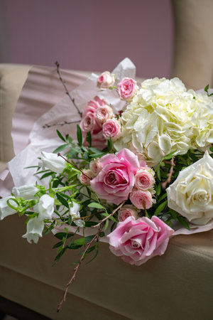 Beautiful Bouquet of Pink and White Rosesの写真素材