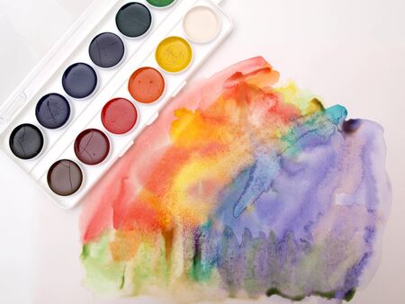Color photo of watercolor and white box        の写真素材