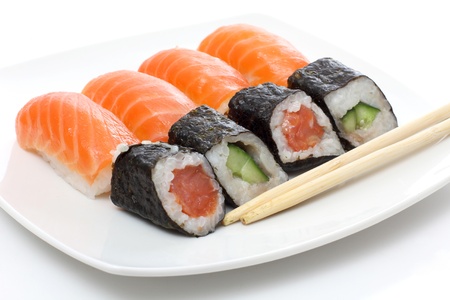  fish sushi on a plateの写真素材