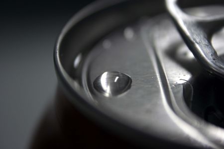 Drop on a Soda Canの写真素材