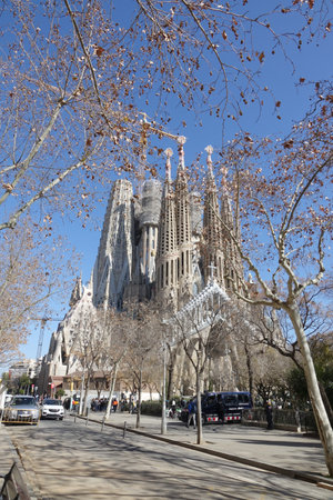 BARCELONA-SPAIN-FEB 22, 2019:  BasÃ­lica y Templo Expiatorio de la Sagrada Familia; is a large unfinished Roman Catholic church in Barcelona, designed by Catalan architect Antoni GaudÃ­. GaudÃ­'s work on the building is part of a UNESCO World Heritage Sitのeditorial素材