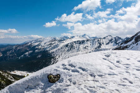 In the high mountains with snow in the spring longの写真素材