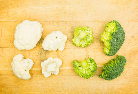 Presentation on wood of two varieties of Brassica oleracea: Cauliflower and broccoli.の写真素材